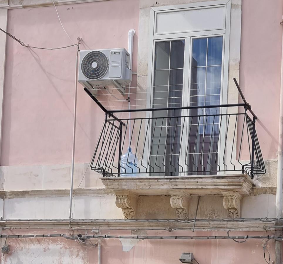 Residenza Giuseppina Villa Szirakúza Kültér fotó
